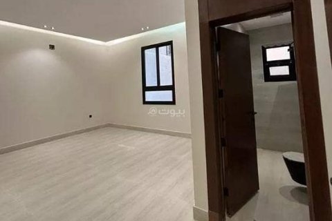 4 bedrooms Apartment in Riyadh, Saudi Arabia No. 98750