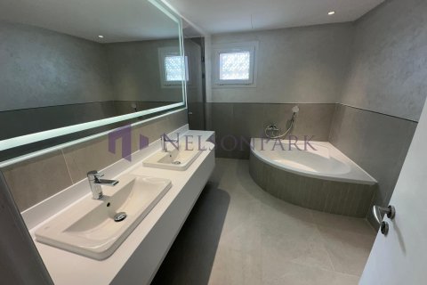 Villa de 5 dormitorios en Doha, Qatar No. 57255 9