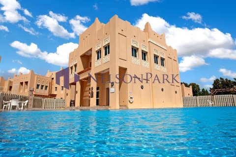 Villa de 5 dormitorios en Doha, Qatar No. 57255 15