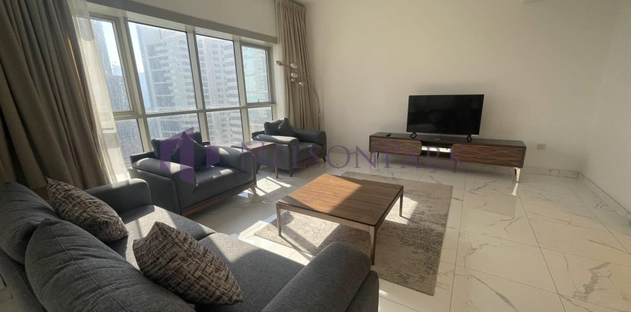 3 bedrooms Apartment in Doha, Qatar No. 57254