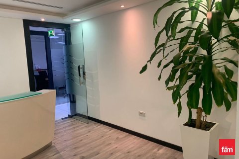 130m² Office in Dubai, UAE No. 207767