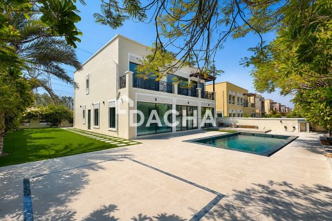 5 bedrooms Villa in Jumeirah Village Triangle, UAE No. 207769
