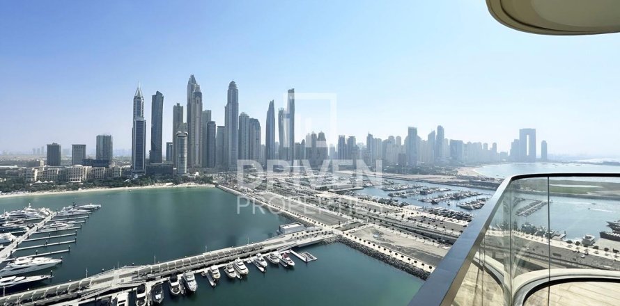 3 bedrooms Apartment in EMAAR Beachfront, UAE No. 193092