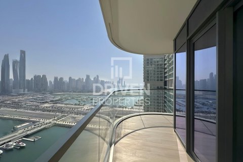 3 bedrooms Apartment in EMAAR Beachfront, UAE No. 193092 7