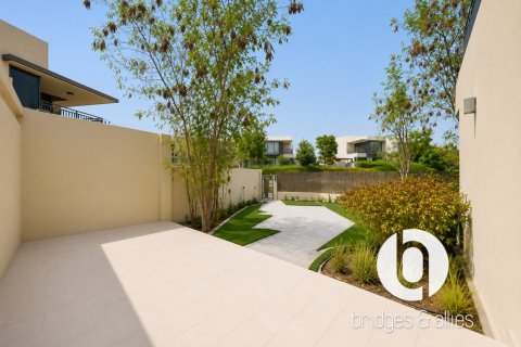 4 bedrooms Villa in Dubai Hills Estate, UAE No. 188388 8