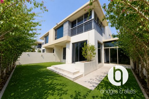 5 bedrooms Villa in Dubai Hills Estate, UAE No. 188389