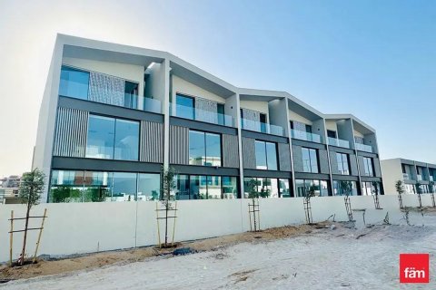 3 bedrooms Townhouse in Dubai, UAE No. 134731