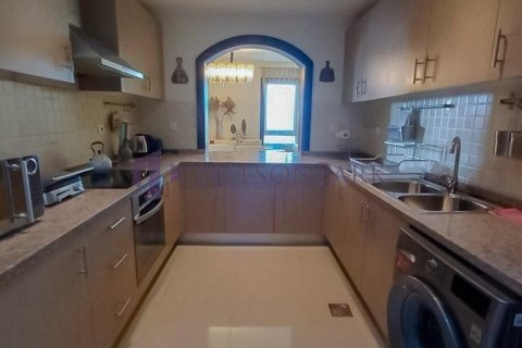 Apartment de 2 dormitorios en Doha, Qatar No. 57147 5
