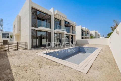 6 bedrooms Villa in District One, UAE No. 202140