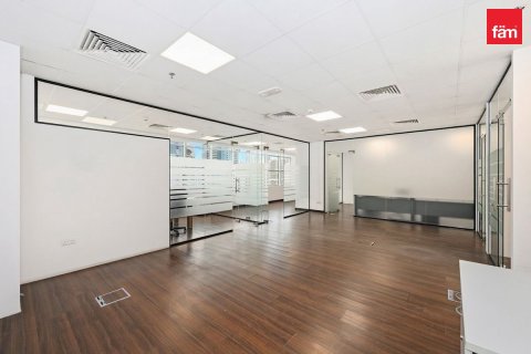 103.9m² Office in Dubai, UAE No. 168467