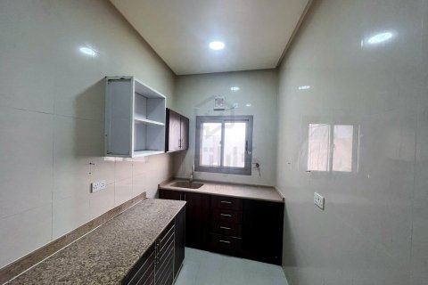Building in Arad, Bahrain No. 59769 6
