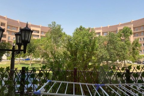 2 bedrooms Apartment in Motor City, UAE No. 165913
