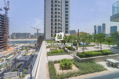 Appartement de 1 chambre à EMAAR Beachfront, UAE No. 128170