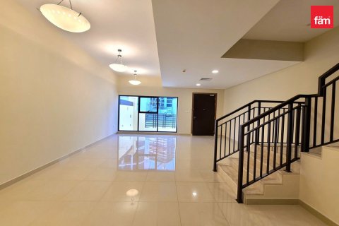 3 bedrooms Townhouse in Dubai, UAE No. 184396