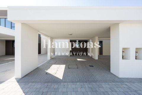 3 bedrooms Townhouse in Al Manara, UAE No. 208225 5