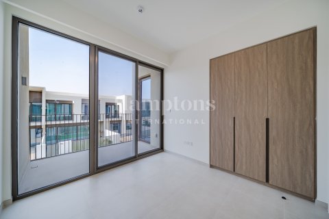 3 bedrooms Townhouse in Al Manara, UAE No. 208225 4