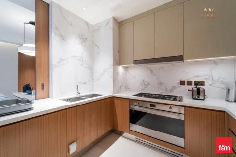 3 bedrooms Apartment in Dubai, UAE No. 148598 6