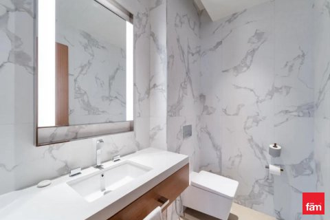 3 bedrooms Apartment in Dubai, UAE No. 148598 16