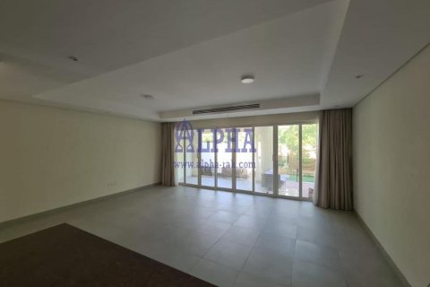 2 bedrooms Townhouse in Mina Al Arab, UAE No. 164621 4
