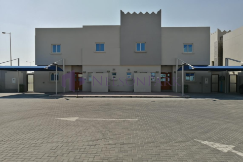 4 غرف نوم فيلا في الدوحة, Qatar رقم 60924