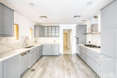 6 bedrooms Villa in The Lakes, UAE No. 194542 22
