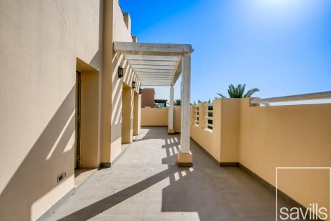 6 bedrooms Villa in The Lakes, UAE No. 194542 3
