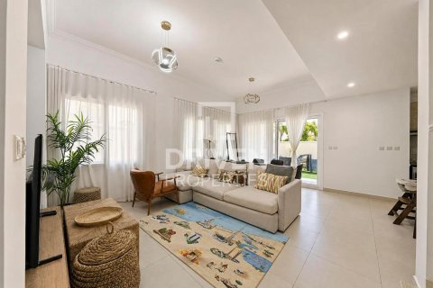 Вилла с 3 спальнями в Casa Viva, ОАЭ №207378