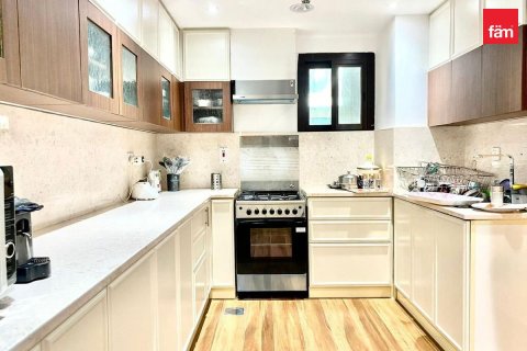 4 bedrooms Townhouse in Dubai, UAE No. 184445 4