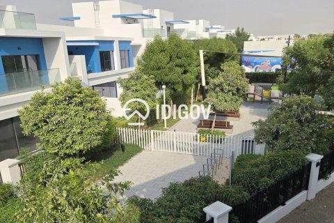 Villa de 6 dormitorios en Damac Lagoons, UAE No. 187960 22