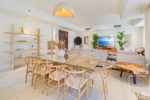 5 bedrooms Apartment in The Crescent, UAE No. 194268 14