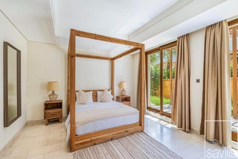 5 bedrooms Apartment in The Crescent, UAE No. 194268 16