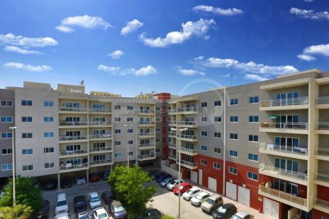 2 bedrooms Apartment in Al Reef, UAE No. 172385