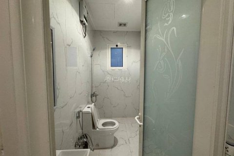 6 bedrooms Villa in Khobar, Saudi Arabia No. 60372 21