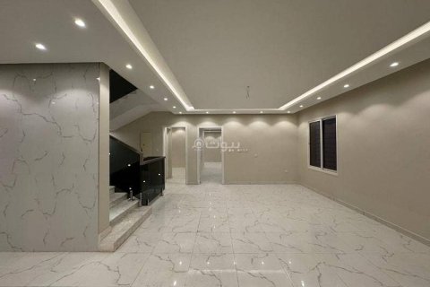 6 bedrooms Villa in Khobar, Saudi Arabia No. 60372 22