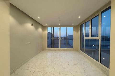 6 bedrooms Villa in Khobar, Saudi Arabia No. 60372 17