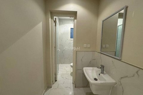 6 bedrooms Villa in Khobar, Saudi Arabia No. 60372 24