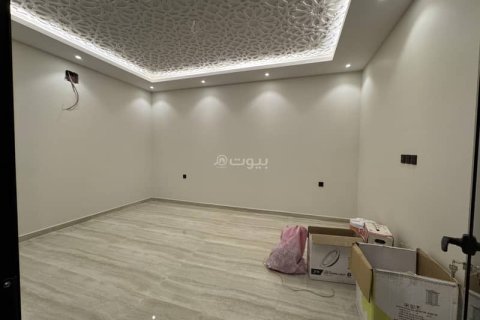Villa de 6 dormitorios en Khobar, Saudi Arabia No. 60367 5