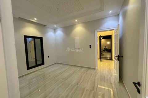 Villa de 6 dormitorios en Khobar, Saudi Arabia No. 60367 13