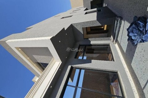 6 bedrooms Apartment in Riyadh, Saudi Arabia No. 60366 3