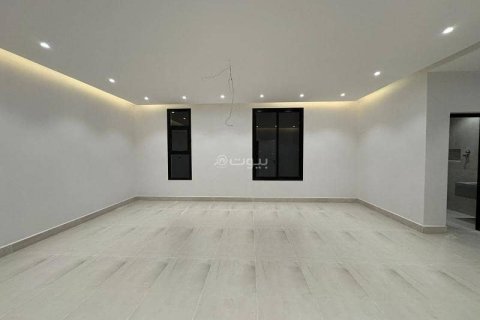 Villa de 6 dormitorios en Khobar, Saudi Arabia No. 60370 11