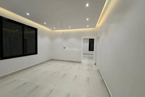 Villa de 6 dormitorios en Khobar, Saudi Arabia No. 60370 13