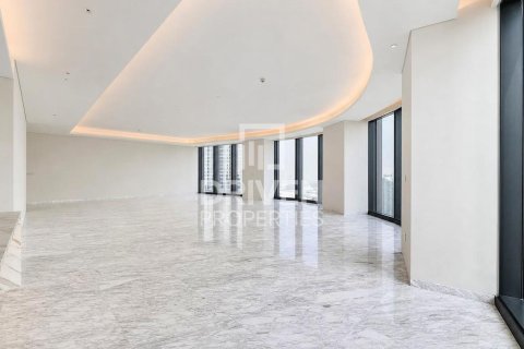 5 bedrooms Apartment in Opera District, UAE No. 191556 6