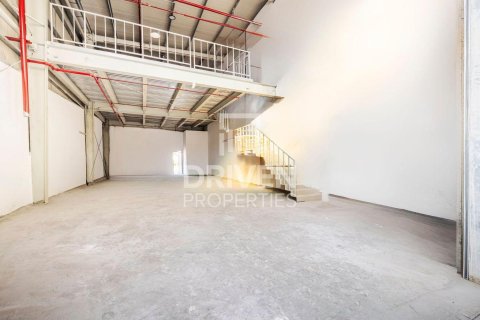 3382.41m² Warehouse in Dubai, UAE No. 193864