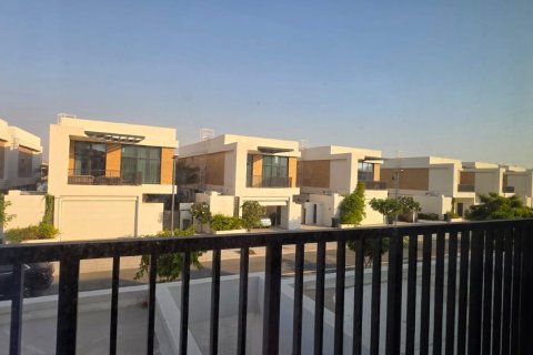 3 bedrooms Townhouse in Ras Al Khaimah, UAE No. 183660