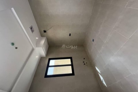 Квартира с 3 спальнями в Эр-Рияд, Саудовская Аравия №62589 5