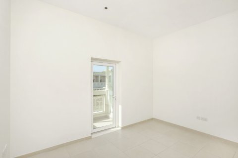 Townhouse de 3 chambres à North Village, UAE No. 187625 20
