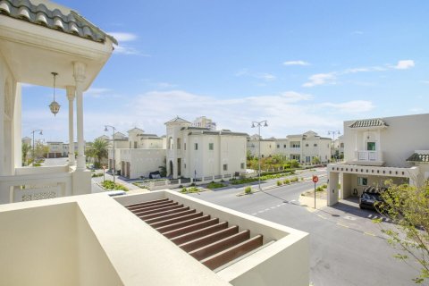 Townhouse de 3 chambres à North Village, UAE No. 187625 21