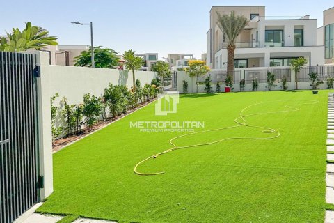 Villa de 4 chambres à Arabian Ranches 3, UAE No. 129576 14