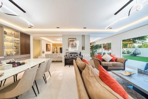 Villa de 3 chambres à Meadows, UAE No. 129578 4