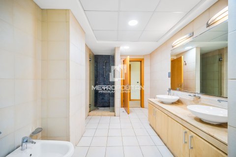 Appartement de 3 chambres à Shoreline Apartments, UAE No. 129577 19
